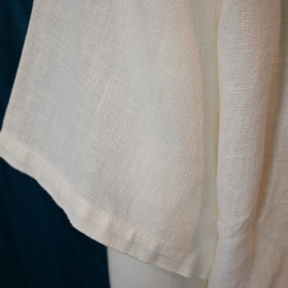 Linen blouse - Picture 6 of 8